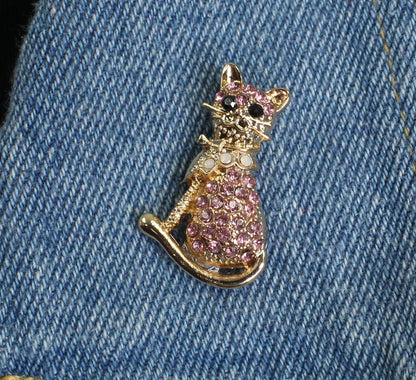 31mm Pink Cat Lapel Pin