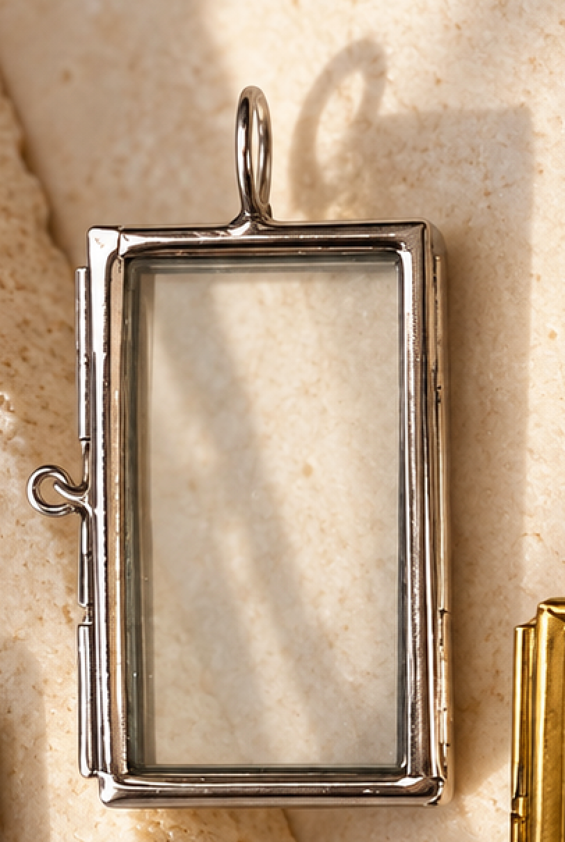 Rectangle Glass Frame Pendants, , 1″ x 1.62″, Pack of 6 | Botanical & Cross Stitch Keepsake Lockets 1″ × 1.62″, Pack of 6