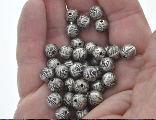 8mm Swirled Round Beads, Classic Silver or Antique Gold, pack of 39