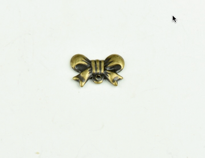 Bow Charm 10mm with ring