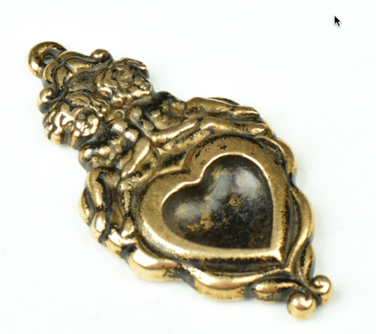 Cherub-n-Heart Crest Pendant/Drop,w/18mm Heart Bezel, Antique Gold ea