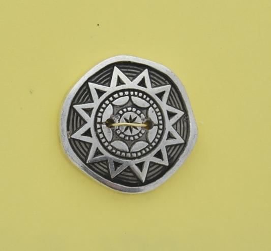 Button 25mm Vintage Viking Norse Celtic Shield Cabochon, Round Flat Back, Antique silver Pack of 4