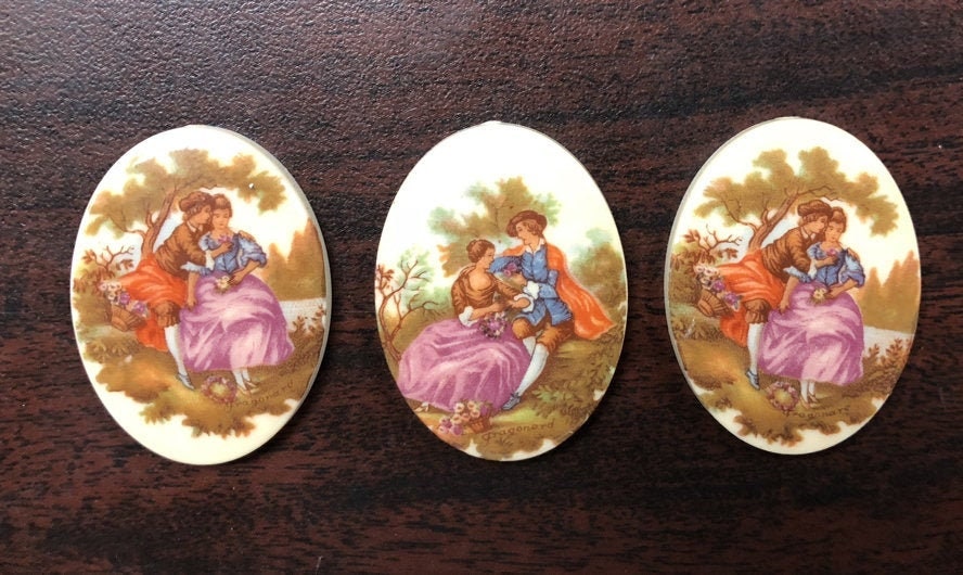 Vintage 1960s Victorian Couple Cameo Cabochon, 40mm, vintage German litho, 3 each