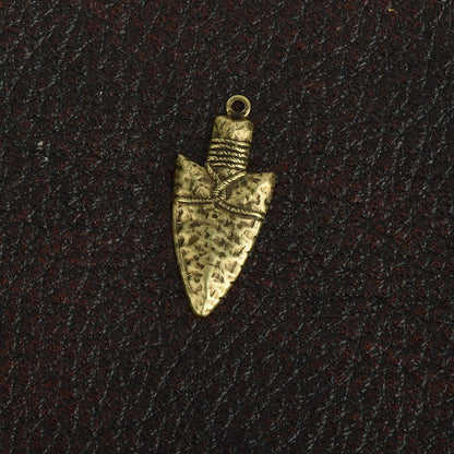 Arrowhead charm pendant, Vintage gold, made in USA sold, Pack of 6