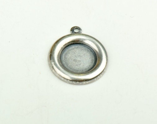 Metal tag charm for stamping or cabochons, 16mm(.83in), loop bail, Classic Silver, Made in USA, pack of 6