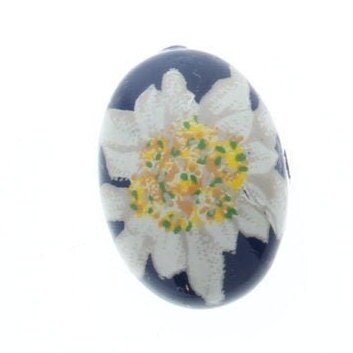 Vintage Vintage Edelweiss Daisy Litho Cabochon, 25mm x 18mm, pack of 4