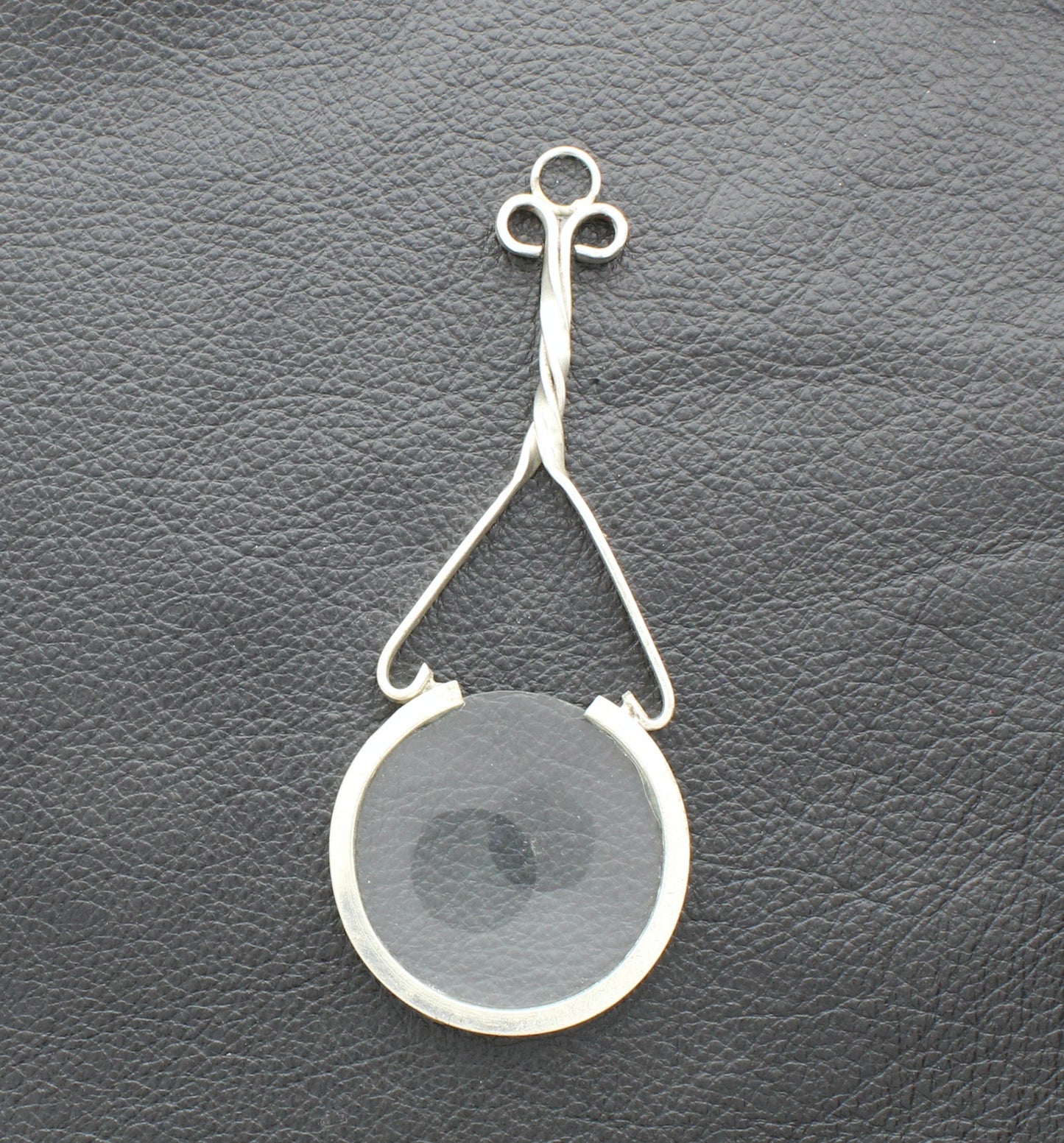 Magnifying Glass Pendant  4.5" long  1.75 diameter