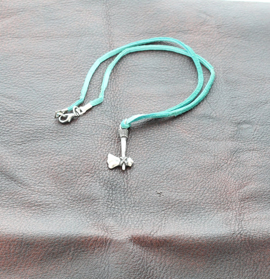 TamaHawk Turqoise pendant necklace , 18". made in USA