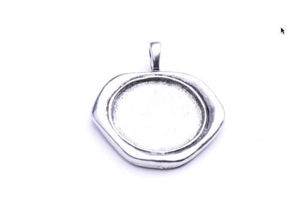 3 Wax Seal Bezel Pendants, 40mm/25mm, P4320-Single Side