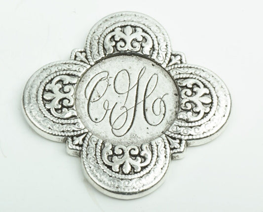 61mm Quatrefoil Pendant, 31mm bezel, antique silver, Each