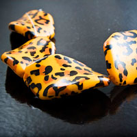 Leopard Print Oval Twist Lucite Beads, 6in Strand