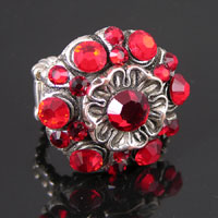 1.15" Red Swarovski Crystal Florentine Stretch Ring