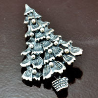 66mm Vintage Christmas Tree Pin or Pendant, classic silver, pack of 6